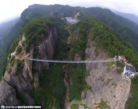 Worlds Longest Glass Bottomed Bridge Opens In China