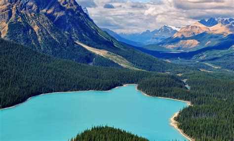 Top 10 Amazing Places To Visit In Canada