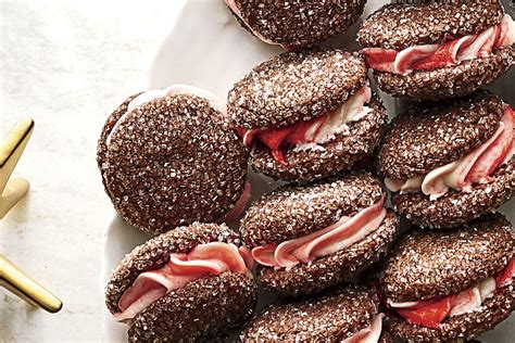 31 Delicious And Seasonal Peppermint Treats