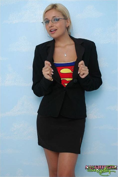 Cosplay Kryptonian Supergirl Supergirl Cosplay Supergirl