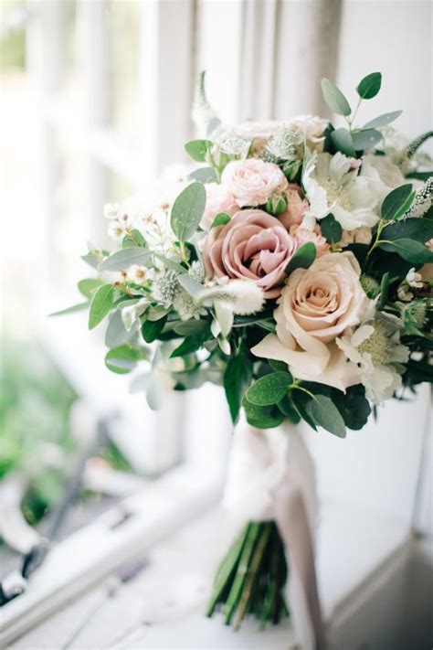 White And Greenery Wedding Bouquet Asdesignlight