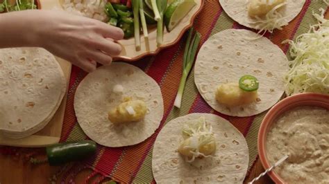 The mixture will be similar to pancake batter. How to Make Fish Tacos - Fish Tacos Recipe | Fish tacos ...