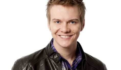 Biography brazilian star michel teló is the most outstanding singer in music history, and that success has made the superstar a wealthy singer. Mundo Positivo » Michel Teló faz bloco sertanejo gratuito ...