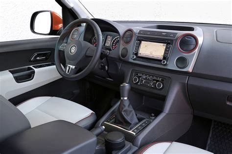 Galerie Volkswagen Amarok Canyon Cockpit Bilder Und Fotos
