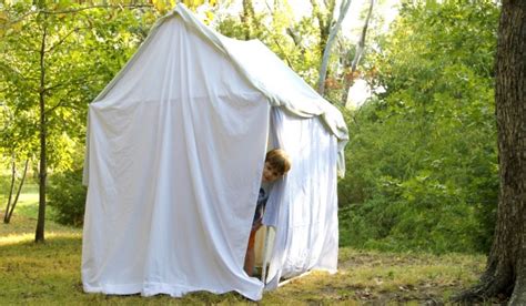 Are you struggling to put your pop up tent back in its bag? Craftionary