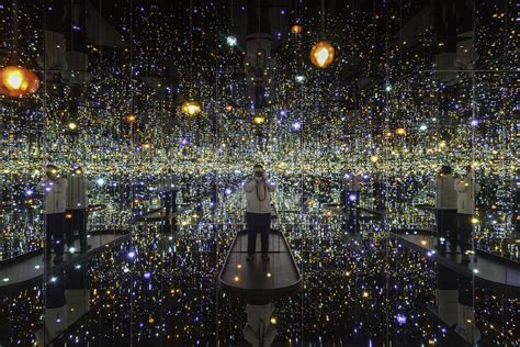Infinity Rooms Yayoi Kusamas Infinity Mirrors At The Hirs Flickr