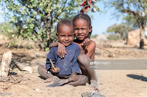 アフリカの少年と少女 ストックフォト Getty Images