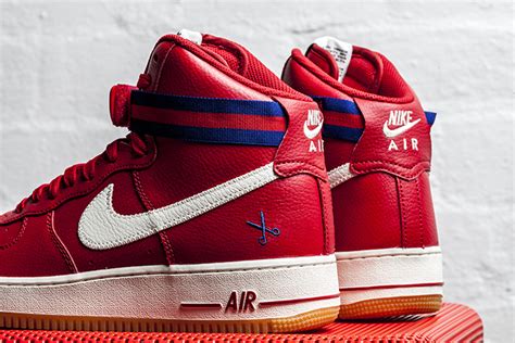 Discovering a way to eliminate the sole and upper from separating, nike designed a thicker insole from allowing that to. Nike Air Force 1 High Scissors Gym Red - Sneaker Bar Detroit