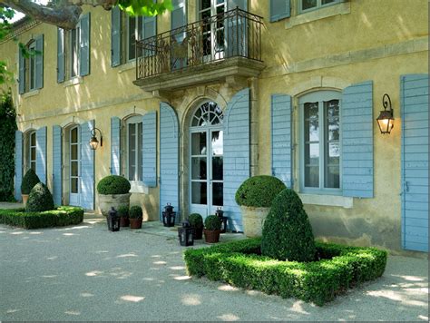 Provence decoration is mainly dealing with french provencal and south of france style products. Decor Inspiration: A Provence Estate - The Simply ...
