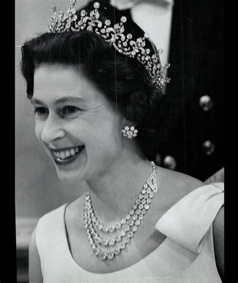 It was a solemn ceremony conducted by dr geoffrey fisher, archbishop of canterbury. Queen Elizabeth II wearing crown jewels Canada 1967 | The ...