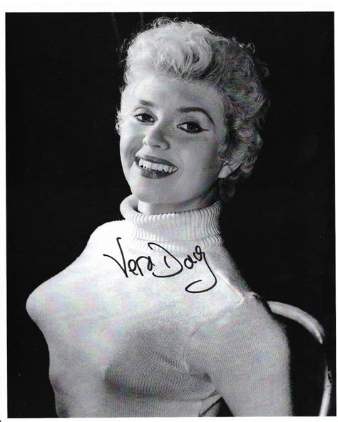 Vera Day Quatermass 2 Womaneater Hammer Horror Genuine Signed Autograph 10 X 8 Coa 11365