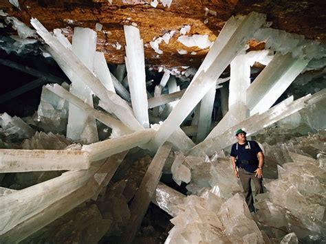 Crystal Caves When Nature Grows Crystals Chemistry Hall