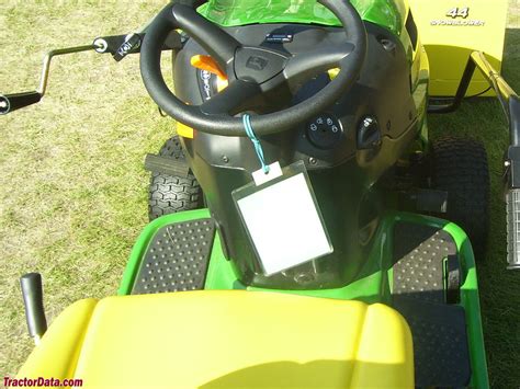This garden tractor is perfect for anyone with a large garden or commercial it's also good to note, for those planning on using the jd la145 in areas with nooks and crannies that the turning radius is just 18 inches allowing. TractorData.com John Deere LA145 tractor photos information
