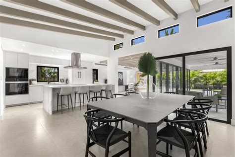 Photo 4 of 11 in Modern Oasis In Coconut Grove With Enchanting Outdoor