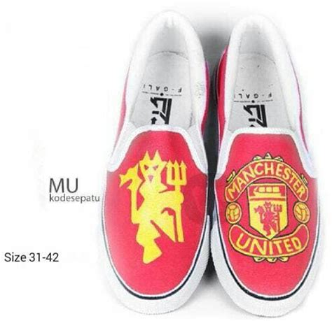 Google has many special features to help you find exactly what you're looking for. 640 Gambar sepatu gambar manchester united Keren | Sepatu, Manchester, Manchester united