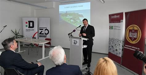 Megnyílt a BME Z10 startup inkubációs központ | Budapesti ...
