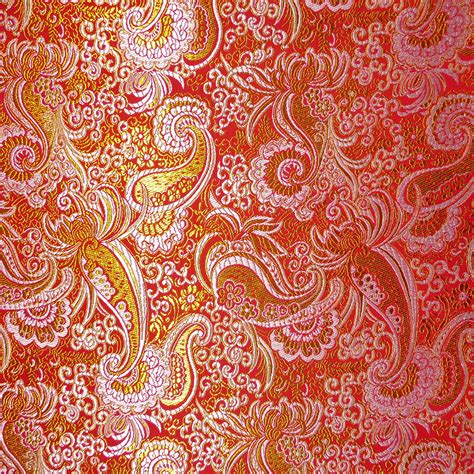 Paisley muster aktuell und zeitlos. Lurex Jaquard Stoff Paisley Ornament rot goldfarbig ...