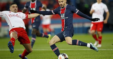 Hot am krew top 5. PSG atasi Nimes, Marseille seri | Hot FM