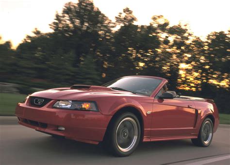 2001 Ford Mustang Gt Convertible Hd Pictures