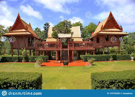 Thai Style House With Garden. Stock Photo - Image of thai, blue: 125792854