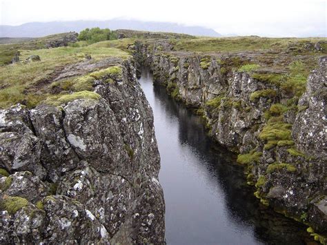 A Rift Runs Through It Icelands Divergence Of The Plates ~ Kuriositas