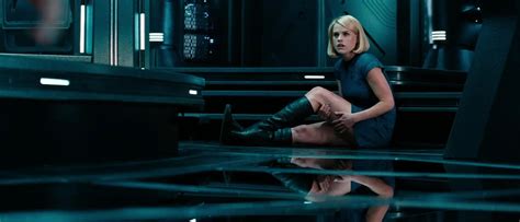 Alice Eve Women Of Star Trek