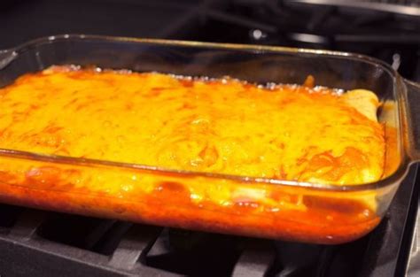 The sour cream noodle bake from the pioneer woman. easy sour cream and chicken enchiladas, modified from the ...
