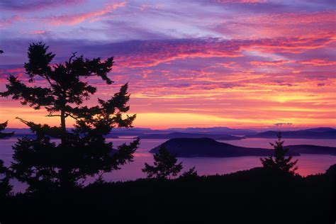 San juan ile ilgili etkileyici ve ücretsiz imajlar indirin. Wallpaper San Juan Islands, sunset, clouds, Washington, USA desktop wallpaper » Nature » GoodWP.com