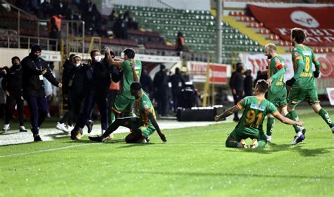 Ankaragücü haberleri ve son gelişmeleri anbean bu sayfa üzerinden takip edebilirsiniz. Ankaragücü başladı, Alanyaspor bitirdi - Ödev Türkiye