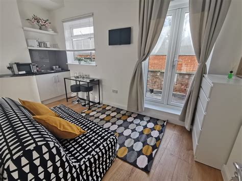 London Studio Flat London Se5 To Rent Now For £78000 Pm