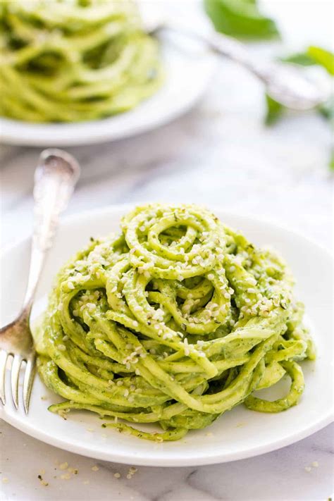 This recipe for zucchini noodles is paired with a creamy raw, vegan curry sauce. Raw Avocado Pesto Zucchini Noodles - Simply Quinoa