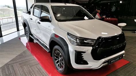 Toyota presentó una nueva Hilux GR Sport más potente que la