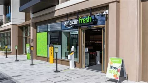 Amazon Opens Third Store In The Uk Where You Just Walk Out With Your