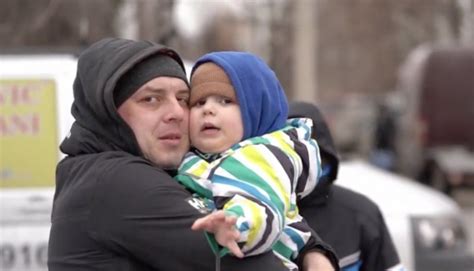 O Familie Din Kiev A Venit în Botoșani Pentru A și Salva Copilul Bolnav