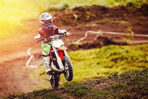 Remember that the best dirt bikes for kids must have all top notch qualities especially when it comes to the size of the tire, full control of the throttle, as well as the ability to be upgraded to a higher performing dirt bike. Dirt Bikes for 10-Year-Olds: A Helpful Guide for Parents ...