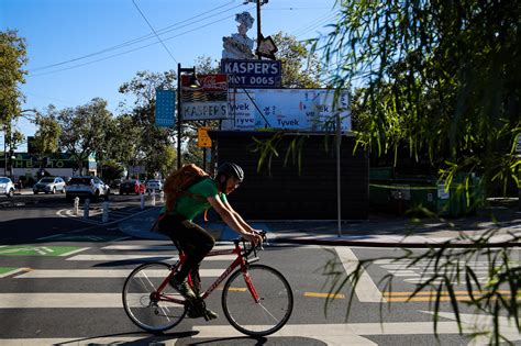 Historical Kasper’s Hot Dogs to feature art installation honoring Black