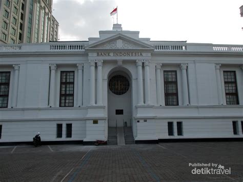 Daftar alamat bank di indonesia. Melongok Gedung Antik Bank Indonesia Medan