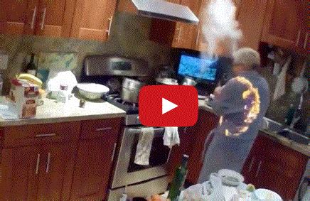Mujer Se Prende Fuego Cuando Estaba Cocinando