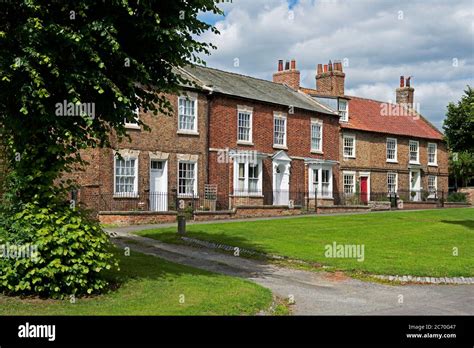 Georgian Houses In Easingwold North Yorkshire England Uk Stock Photo