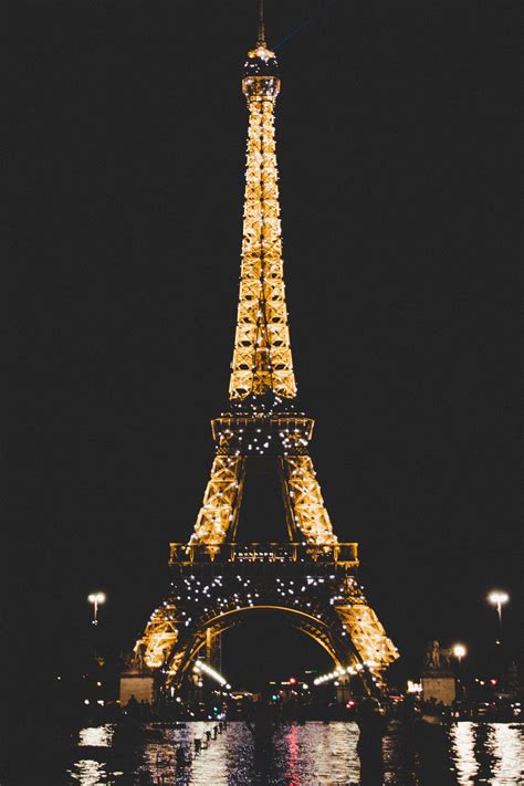 Eiffelturm Bei Nacht · Kostenloses Stock Foto