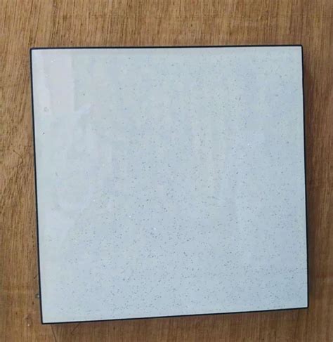1 Mm White Plain Sunmica Laminate Sheet For Door Glossy At Rs 885