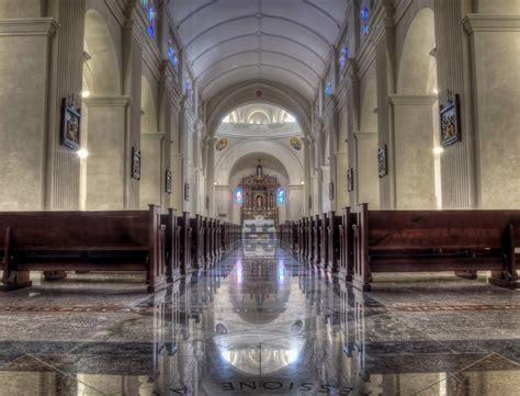 Logo de entoar os himnos arxentino e galego e escoitar a melodía do himno de españa, a profesora julieta d´angiolillo, directora dos niveis inicial e primario, saudou os alumnos e alumnas salientando. Catedral Santiago Apostol Interior - hdrcreme