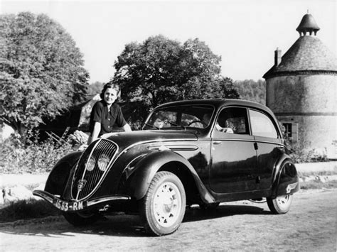 Peugeot 202 1938 1939 1940 1941 1942 седан 1 поколение