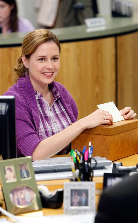 Jenna Fischer The Office From Fave Assistants From Movies And Tv E News
