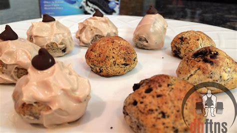 Turn onto a lightly floured surface; QUEST Cookies & Cream Balls Recipe (High Fiber ...