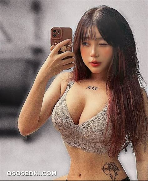 Naked Cosplay Asian Photos Onlyfans Patreon Fansly Cosplay Leaked Pics