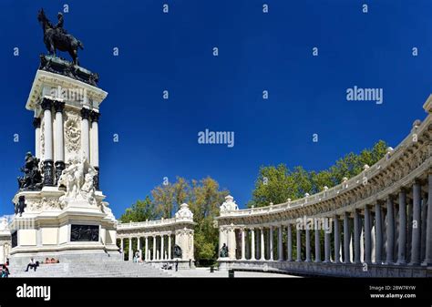 Madrid Spain April 12 2019 Monument To Alfonso Xii In The