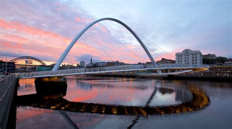 Gateshead Millennium Bridge à Newcastle Upon Tyne Expedia