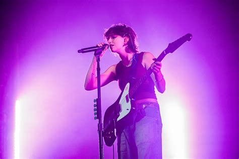Concert Review King Princess Fights For Her Claim To The Throne In Los