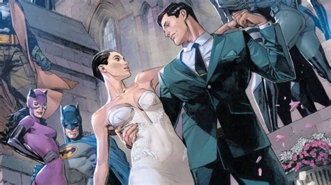 Bruce Wayne And Selina Kyle S Relationship In Comics Explored Batman And Catwoman Finally Get